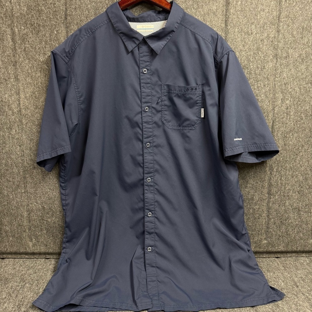 Columbia Men's Navy Short Sleeve Shirt